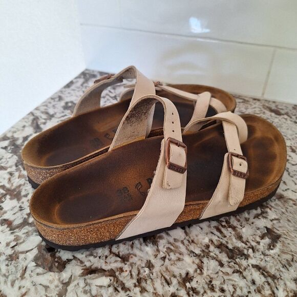 Birkenstock Cream Sandals - Picture 3 of 8